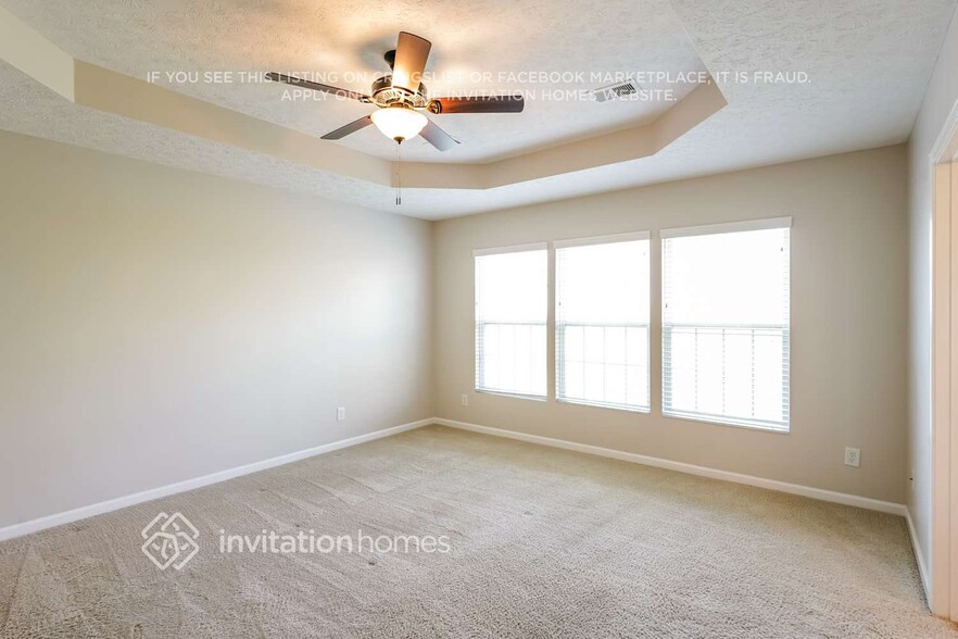 Building Photo - 2201 Oaklawn Ct