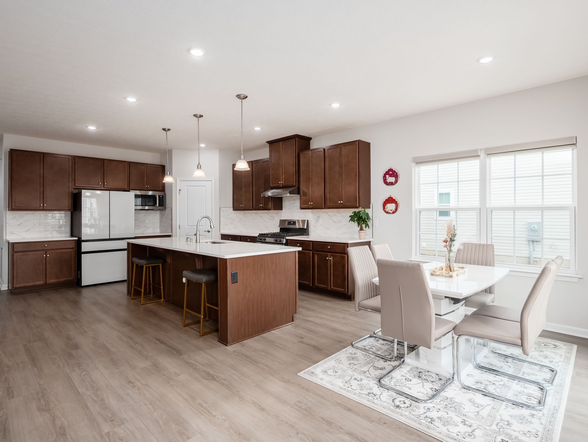 Building Photo - 128 Cameo Wds Dr