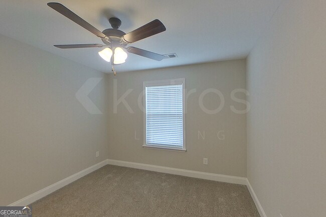 Building Photo - 162 Allentown Wy