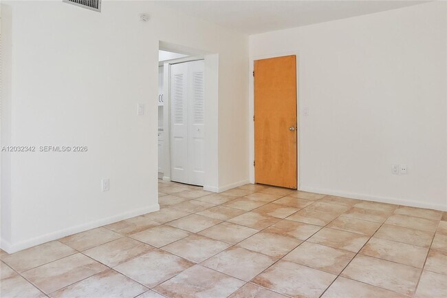Building Photo - 11521 SW 109th Rd