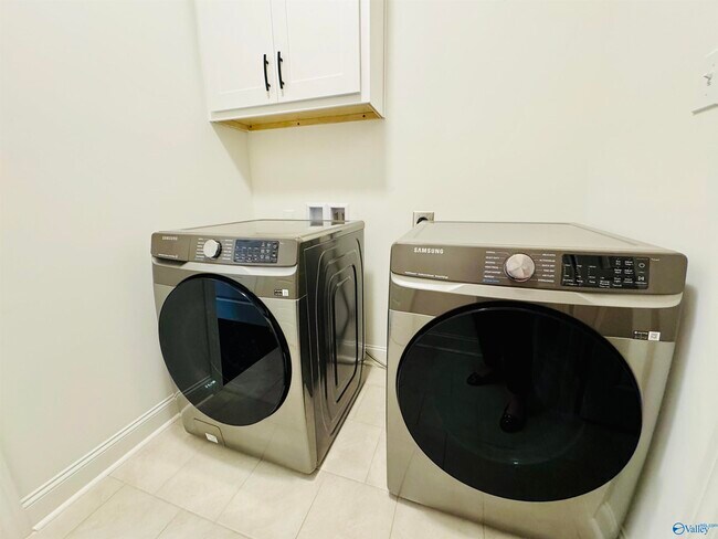 Building Photo - 9071 Mountain Preserve Blvd SE