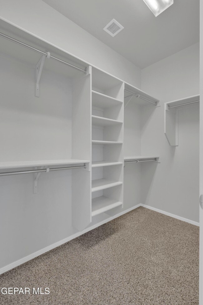 Building Photo - 7846 Enchanted Ridge Dr