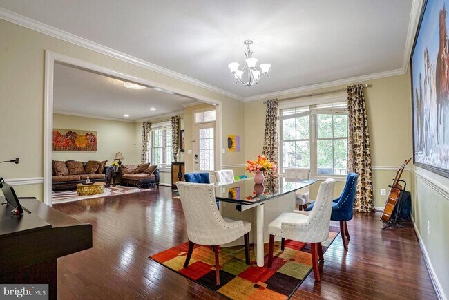 Building Photo - 42229 Majestic Knolls Dr