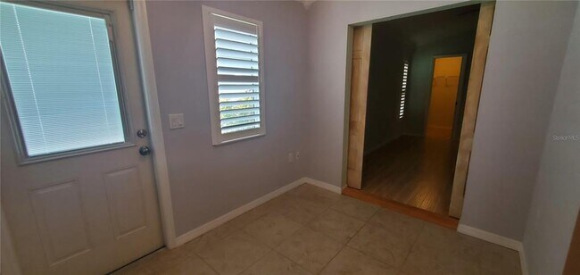 Building Photo - 3071 Spirea St