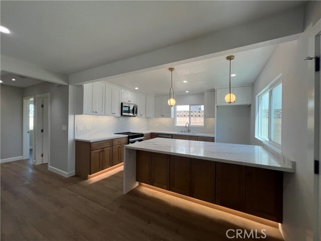 Building Photo - 15785 Stanbrook Dr