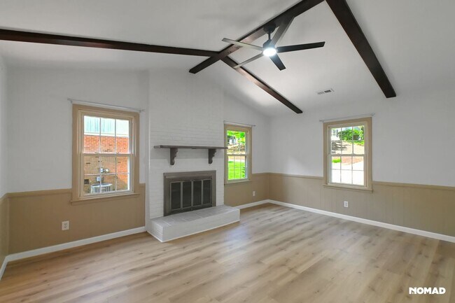 Building Photo - Charming 3BR House in Charlotte
