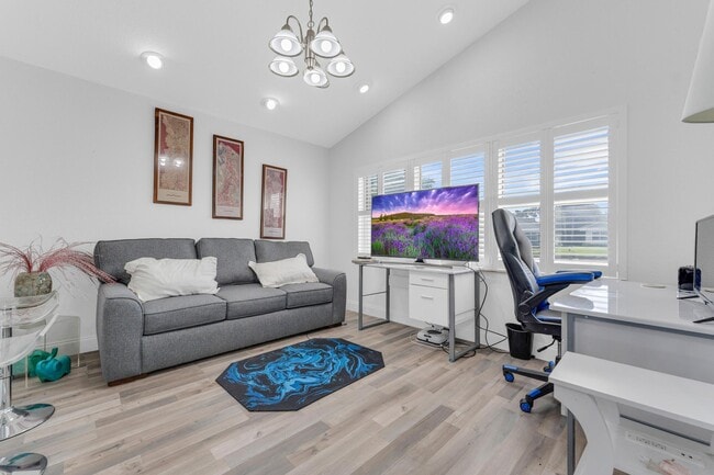 Building Photo - 11120 Sangria Ct