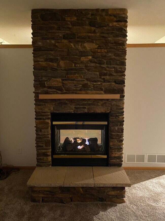 Building Photo - 5236 Sassafras Dr