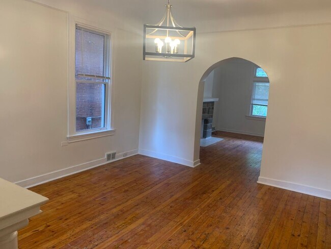 Building Photo - Incredible Shadyside Home!