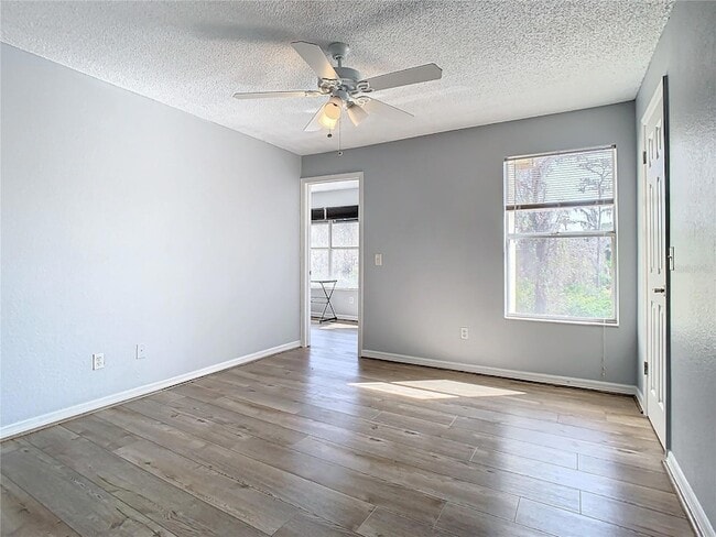 Building Photo - 5144 Conroy Rd