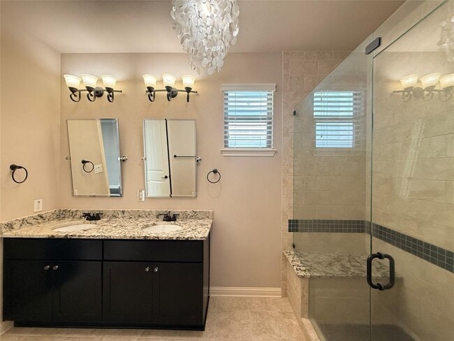 Building Photo - 2021 Simond Ave