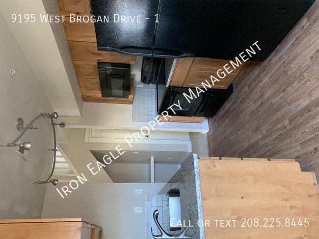 Building Photo - 9195 W Brogan Dr