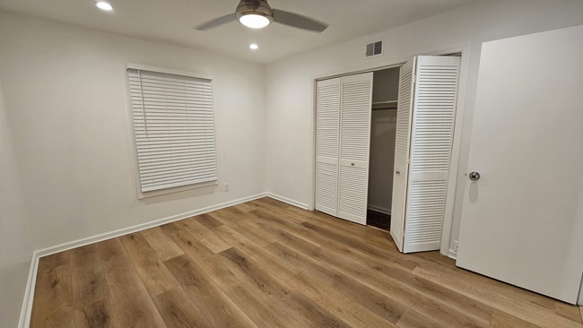 Building Photo - 3107 Colonial Way