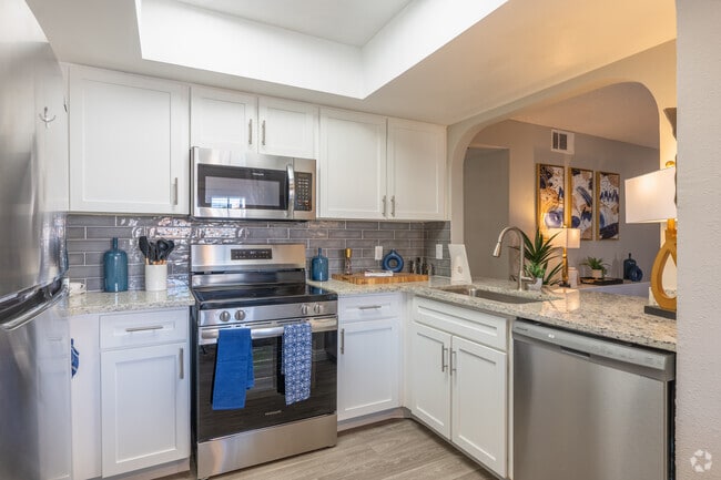 Interior Photo - Indigo at Sunset Park
