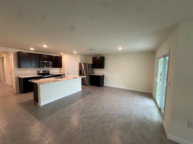 Building Photo - 1918 NW 246th Ter