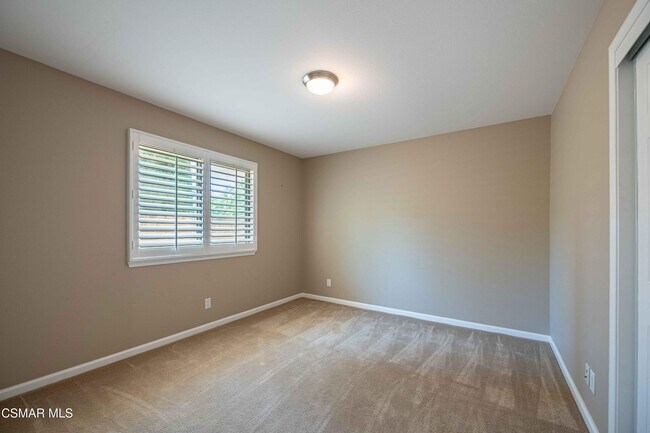 Building Photo - 4272 N Cedarpine Ln