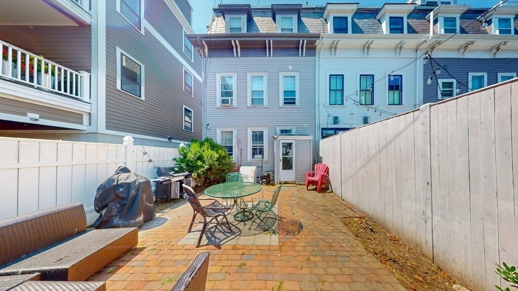 Building Photo - 58 P St