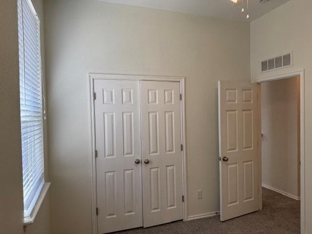 Building Photo - 105 Great Oaks Dr