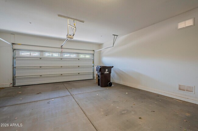 Building Photo - 11628 W Andrew Ln