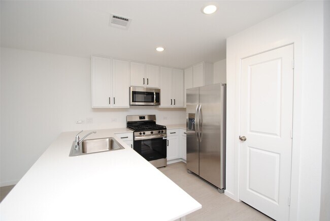 Building Photo - 3036 Wild Dunes Dr