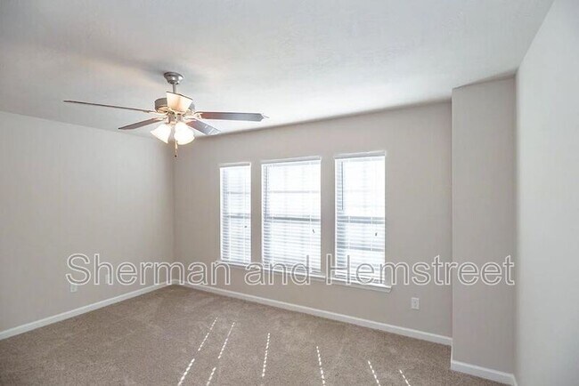 Building Photo - 401 Joiner Cir