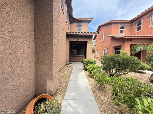 Building Photo - 116 Augusta Course Ave