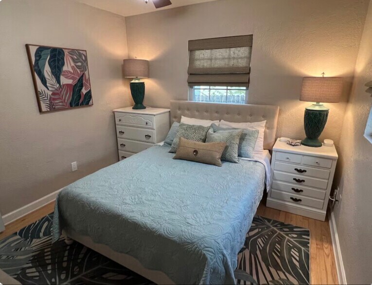 Building Photo - 5333 4th Ave N