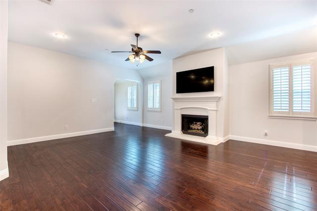 Building Photo - 8609 Dewland Dr