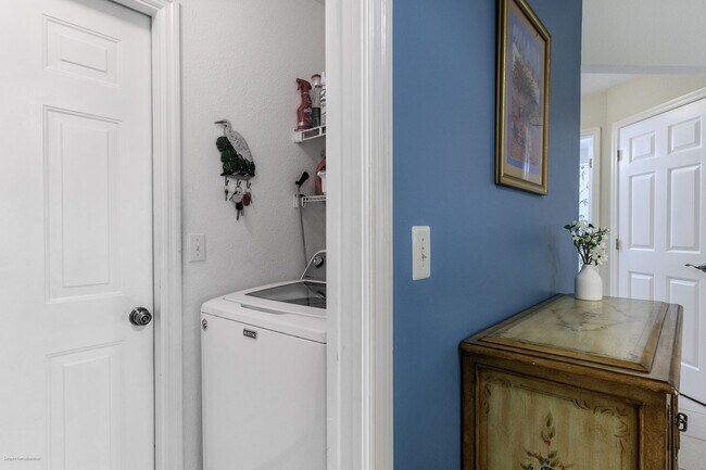 Building Photo - Turnkey Furnished Seasonal Rental – 2 Bedroom, 2 Bath in Burnt Store Marina