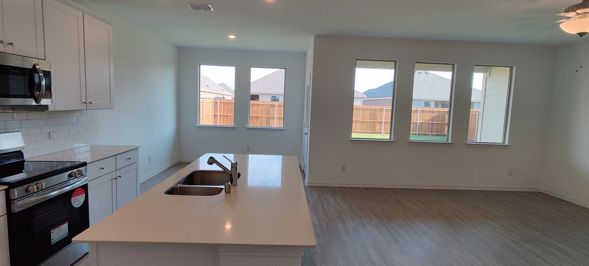 Building Photo - 4812 Sagerun Dr