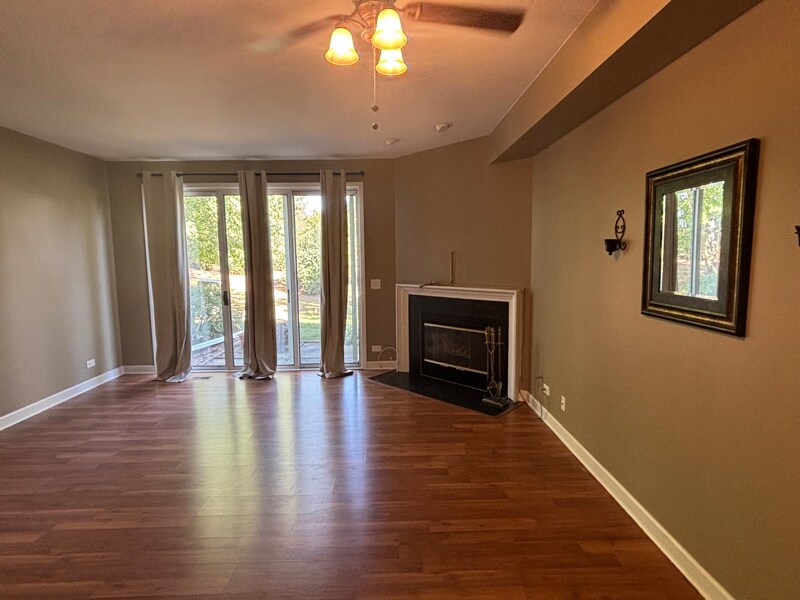 Building Photo - 517 Woodcrest Dr