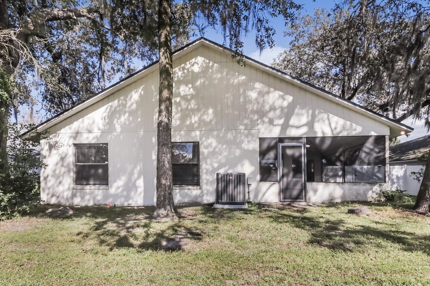 Building Photo - 1086 Manigan Ave