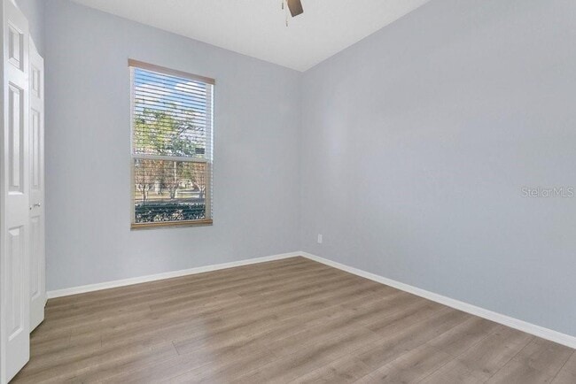 Building Photo - 8102 Country Run Pkwy