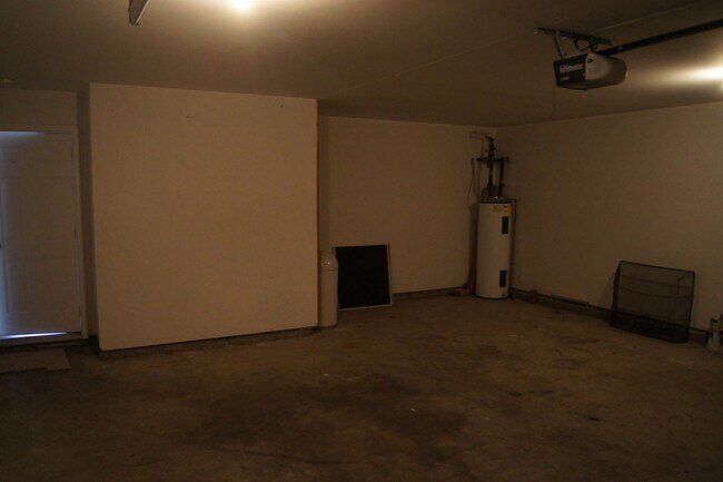 Building Photo - Chapmans Retreat home