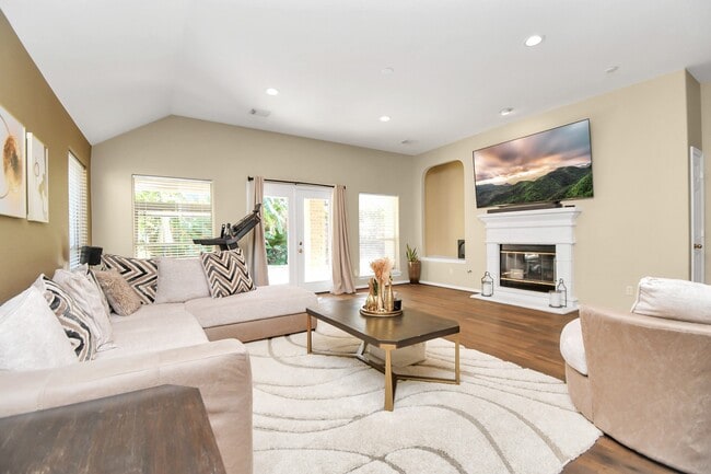 Building Photo - 3506 Paluxy Cir