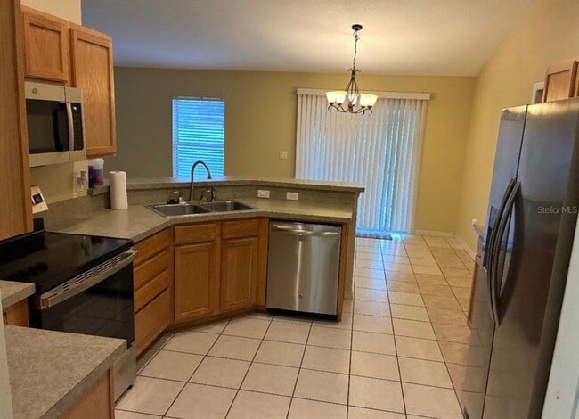 Building Photo - 8040 SW 128 Loop