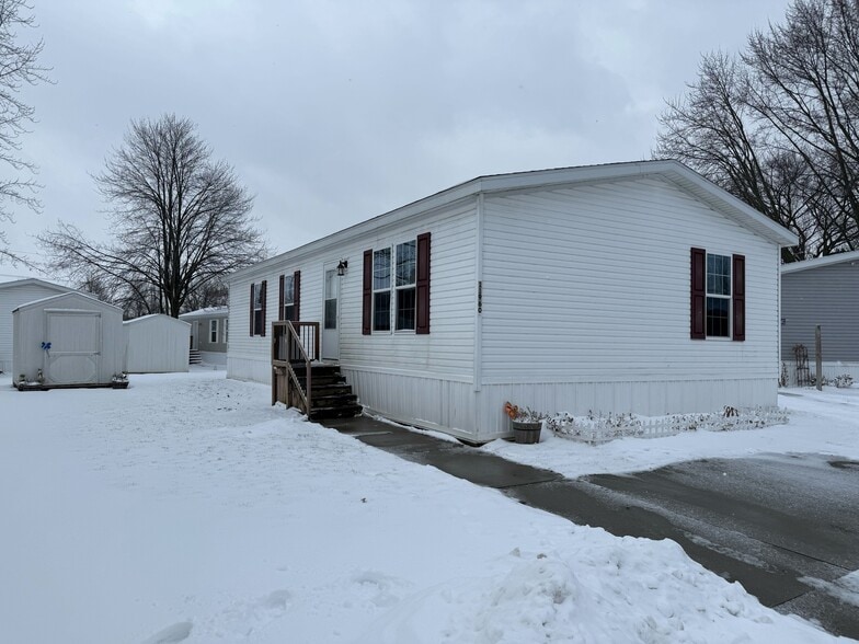 Building Photo - 11960 Springbrook Ct