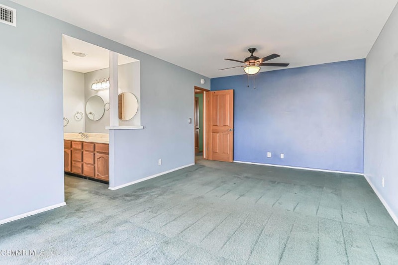 Building Photo - 2245 Parker Ct