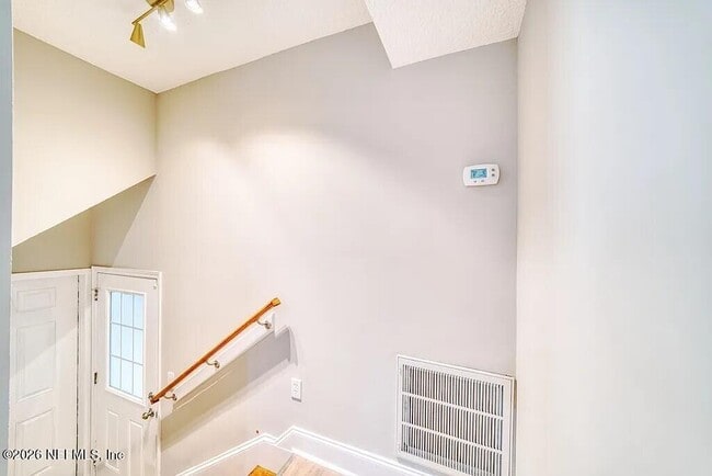 Building Photo - 259 Riberia St