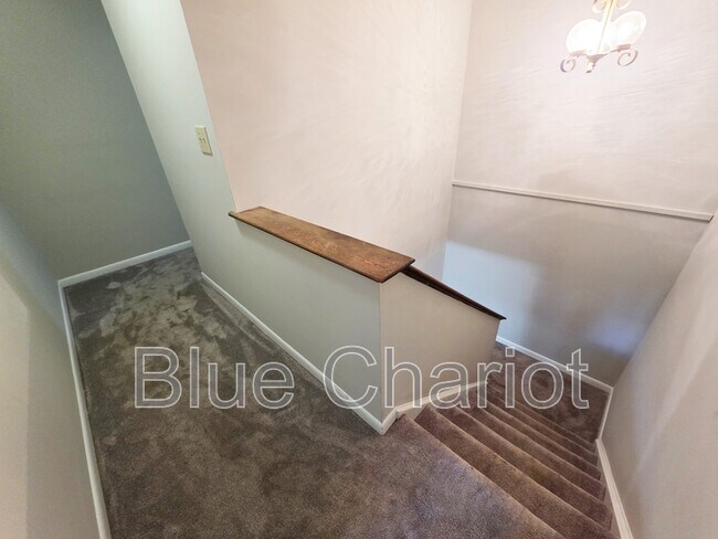 Building Photo - 3775 Guess Rd