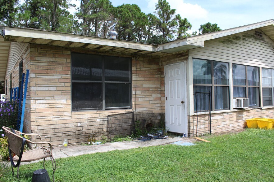 Building Photo - 709 Mosley Rd