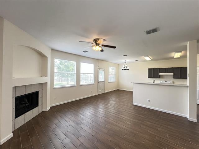 Building Photo - 2323 Dogwood Dr