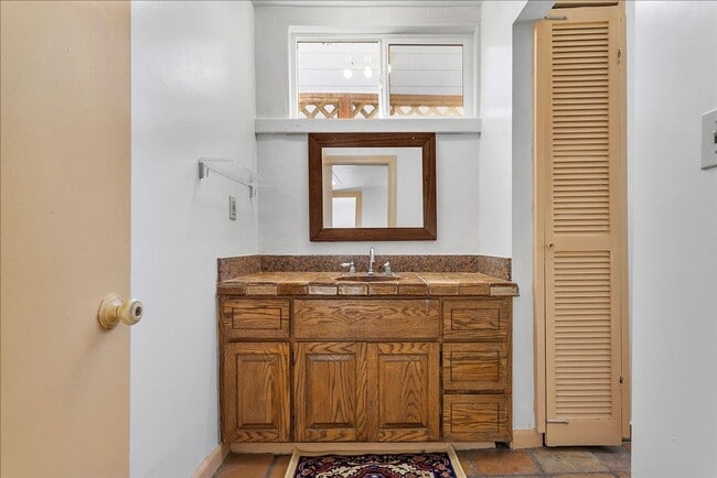 Building Photo - 2308 Woolsey St. #5 - 1 bedroom | 1 bath |...