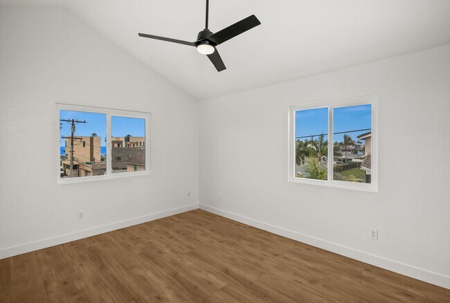 Building Photo - 152 Evergreen Ave