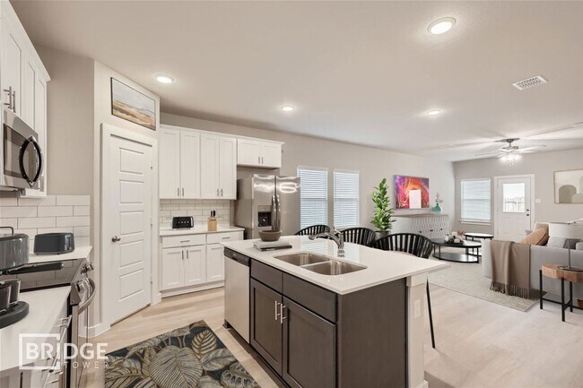 Building Photo - 7506 Escarpment Dr