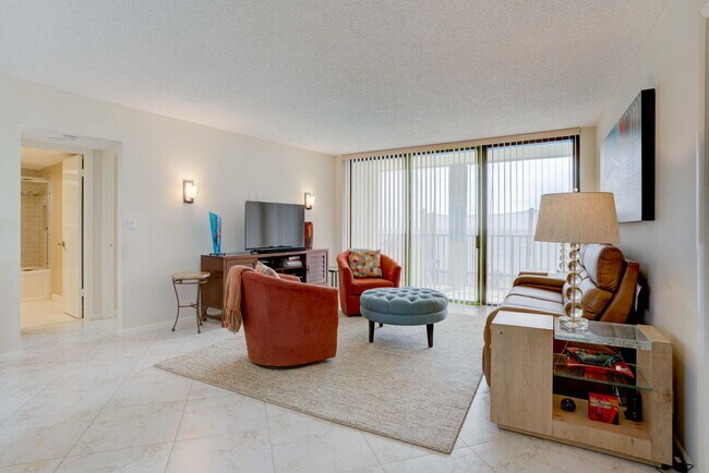 Building Photo - 400 Ocean Trail Way