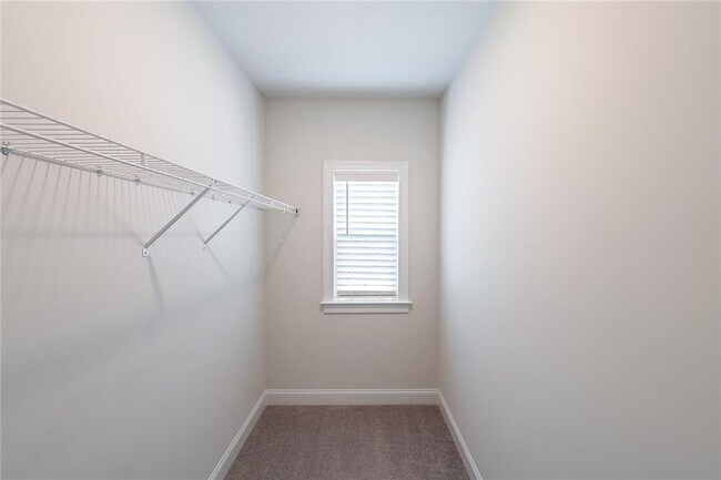 Building Photo - 5789 Creek Indian Dr