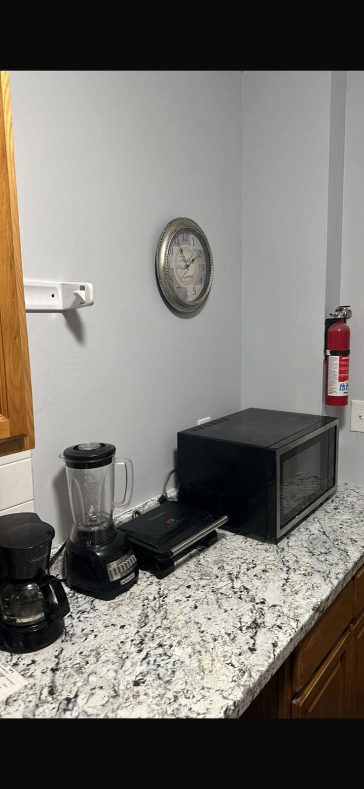 Building Photo - 1200 Woodycrest Ave