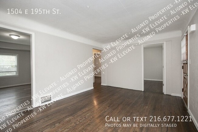 Building Photo - 1504 E 195th St