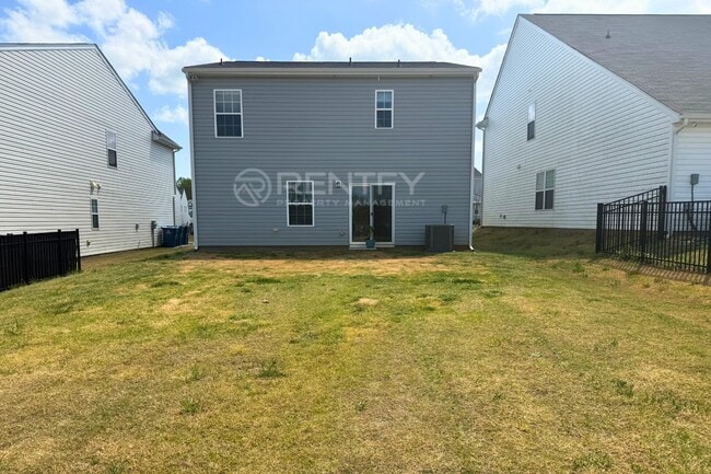 Building Photo - 2802 Legacy Rdg Ln